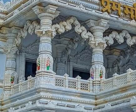 Lucknow Airport to Agra, Mathura, Vrindavan